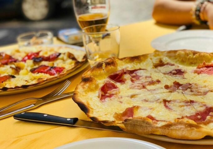 Rome: Make Your Own Pizza and Tiramisu Cooking Class - Location and Duration