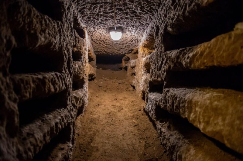Rome: Mamertine Prison and Catacombs Tour - Key Points
