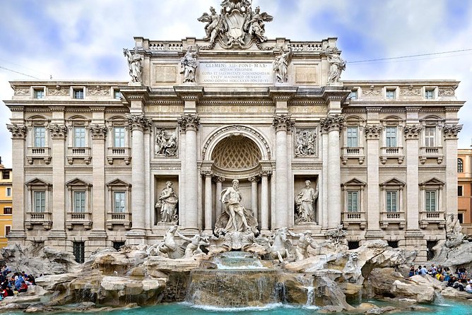Rome: Pantheon, Spanish Steps, Navona and Trevi Private Tour - Admiring the Trevi Fountain