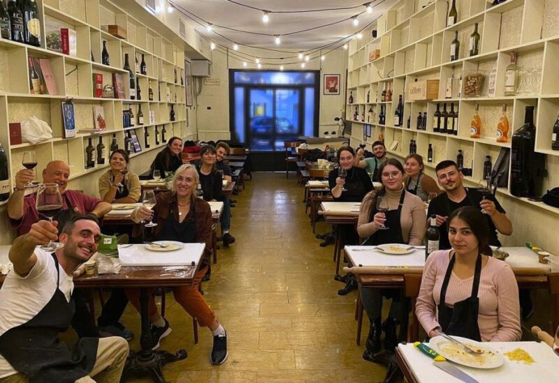 Rome: Pasta Cooking Class Basic in the Kitchen of Mamma - Key Points
