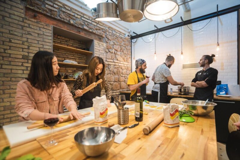 Rome: Pasta Cooking Class Basic in the Kitchen of Mamma - Preparing Homemade Pasta
