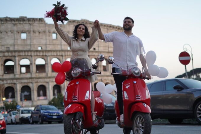 Rome: Photo Tour by Vespa Scooter - Exploring the Colosseum