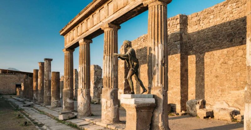 Rome: Pompeii and Naples Day Trip With Pompeii Entry Ticket - Guided Tour and Free Exploration