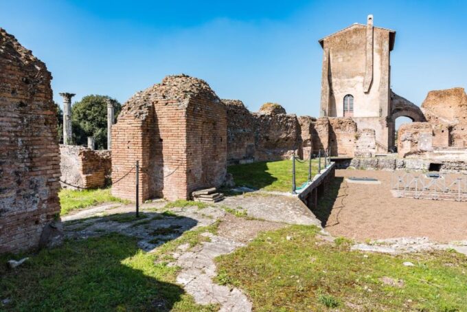 Rome: Private Colosseum, Roman Forum, and Palatine Hill Tour - Meeting Point