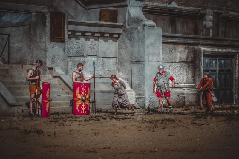 Rome: Roma World Entry Ticket With Roma on Fire Live Show - Key Points