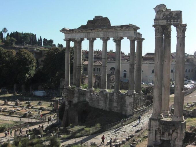 Rome: Roman Forum and Palatine Hill Walking Tour - Guided Tour of Palatine Hill