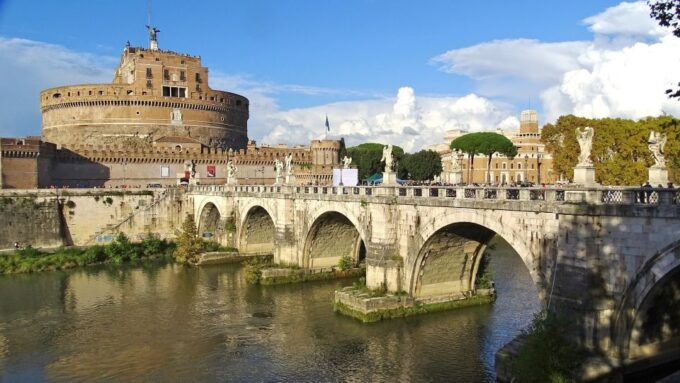 Rome: Secrets of the Colosseum and Roman Forum Guided Tour - Frequently Asked Questions