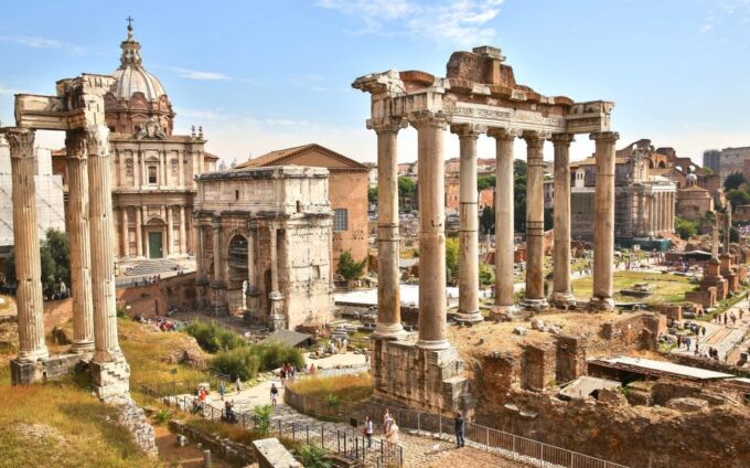 Rome: Semi-Private Colosseum&Roman Forum With Hotel Pickup - Luxury Transportation and Pickup