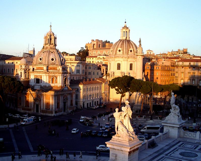 Rome: Small Group Walking Tour With Gelato - Key Points
