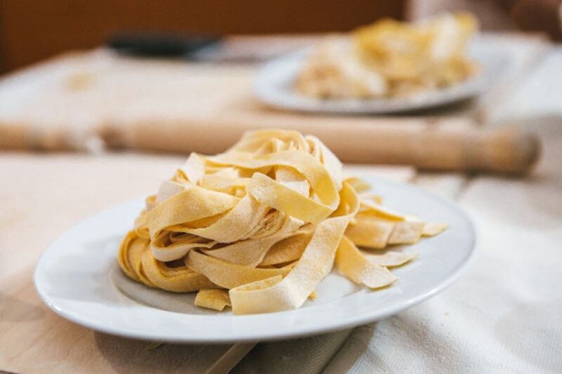 Rome: Spritz and Pasta Making Class in Trastevere - Class Structure and Content