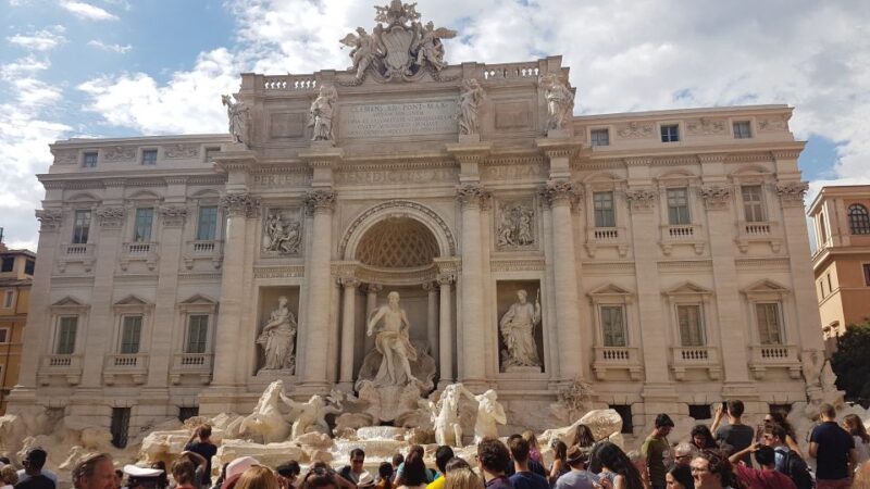 Rome: Squares and Fountains Guided Walking Tour - Key Points