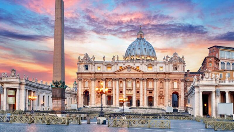 Rome: St. Peters Basilica and Papal Tombs Guided Tour - Guided Tour Features