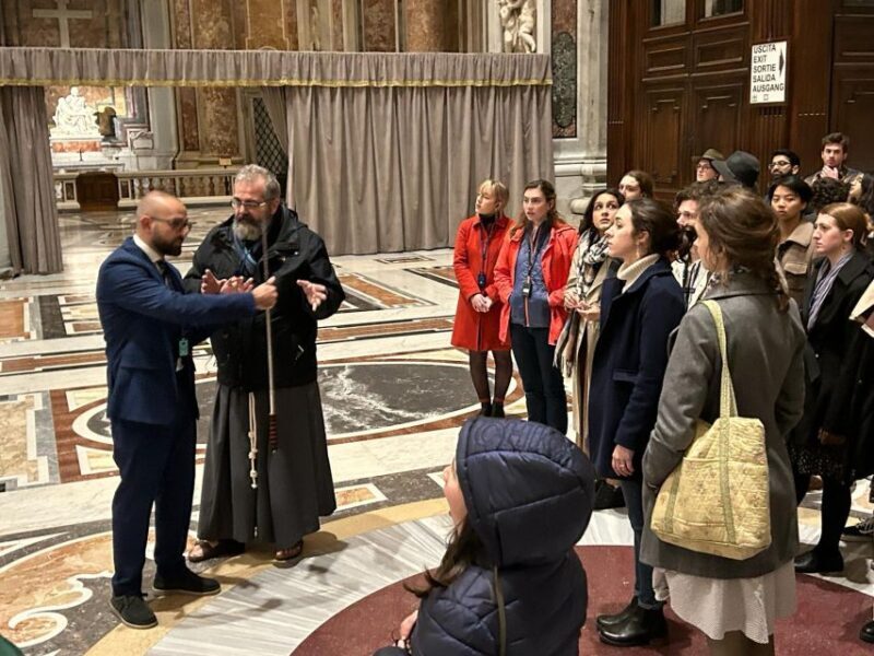 Rome: St. Peters Basilica and Vatican Grottoes Guided Tour - Important Visitor Information