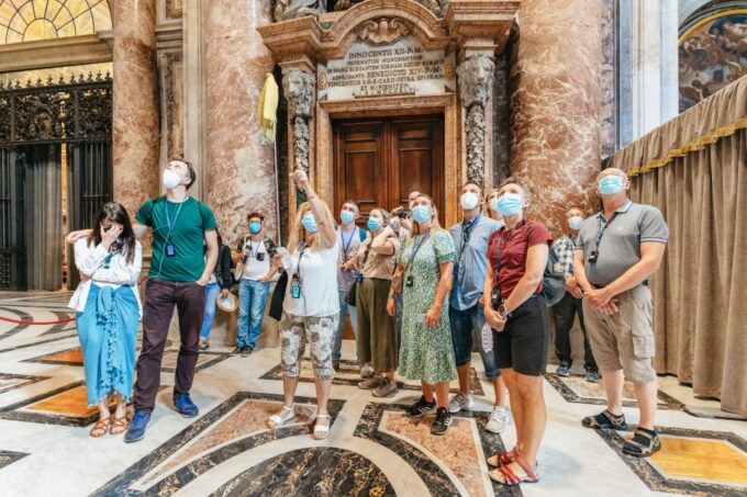 Rome: St. Peters Basilica, Papal Tombs, and Dome Climb Tour - Meeting Point