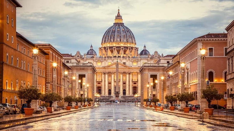 Rome: St. Peters Basilica Tour , Pietà & Papal Tombs - The Dome Climb: An Optional Adventure