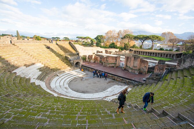 Rome to Pompeii, Sorrento & Capri: 2-Day South Italy Tour - Seasonal Variations