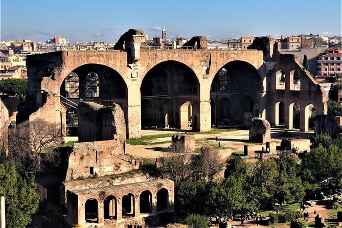 Rome Top Sites in 1 Day WOW Tour: Luxury Car, Tickets & Lunch - Delicious Roman Lunch