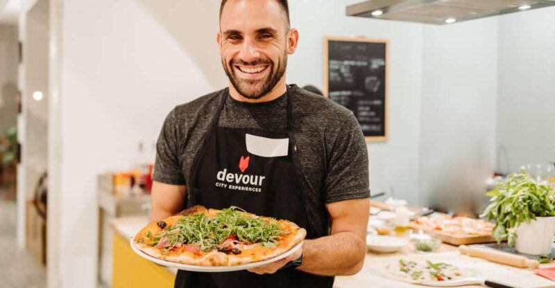 Rome: Traditional Pizza Making Class With Gelato & Drinks - Key Points