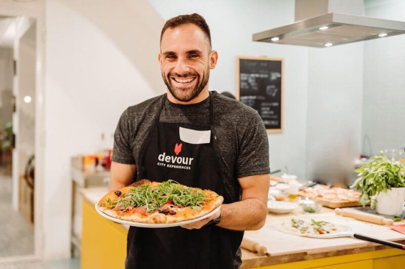 Rome: Traditional Pizza Making Class With Gelato & Drinks - Experience Highlights