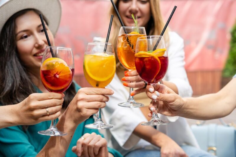 Rome: Trastevere Food Tour & Dinner in a Roman Villa - Key Points