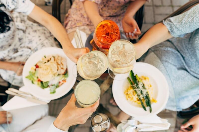 Rome: Trastevere Food Tour & Dinner in a Roman Villa - Dietary Accommodations