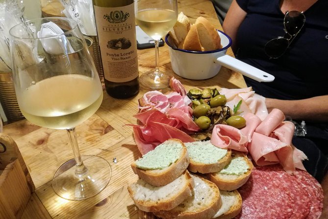 Rome: Trastevere Food Tour Wine Tasting and Local Expert Guide - Vegetarian Options and Dietary Accommodations