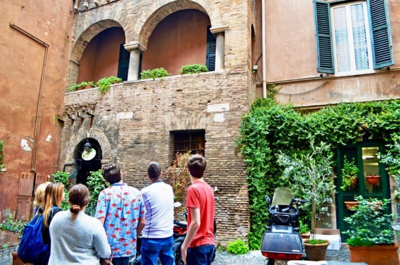 Rome: Trastevere & Tiber Island Street Food Tour at Sunset - A Culinary Journey Through Rome