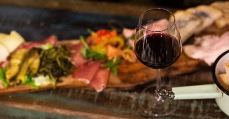 Rome Trastevere Walking Food Tour - Tour Atmosphere