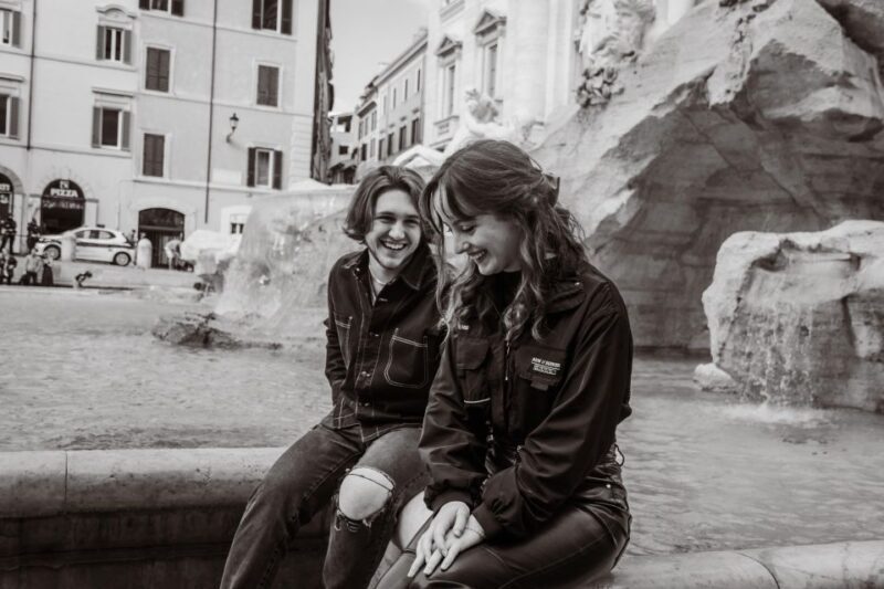 Rome: Trevi Fountain Photoshoot Experience Early Morning - High-Quality Photos Delivered to You