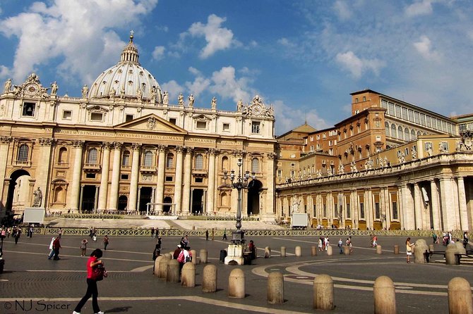 Rome Unveiled: Private City Highlights Tour With Driver - Exploring Romes Highlights