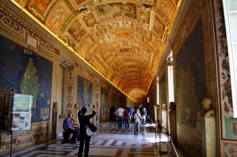 Rome: Vatican and Sistine Chapel Wheelchair-Accessible Tour - Booking and Reservations