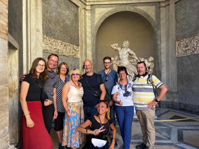 Rome: Vatican Museum and Sistine Chapel Group Tour in German - Frequently Asked Questions