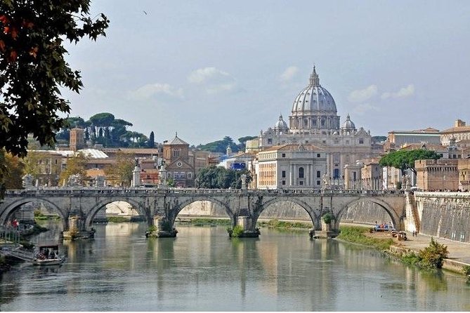 Rome: Vatican Museums and Colosseum Private Tour With Transfers - Tour Guide and Language Options