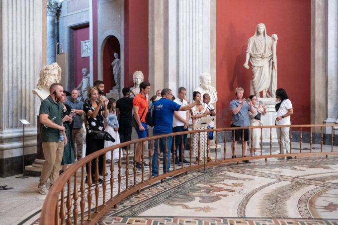 Rome: Vatican Museums and Sistine Chapel Tour With Breakfast - Early Access and Skip-the-Line