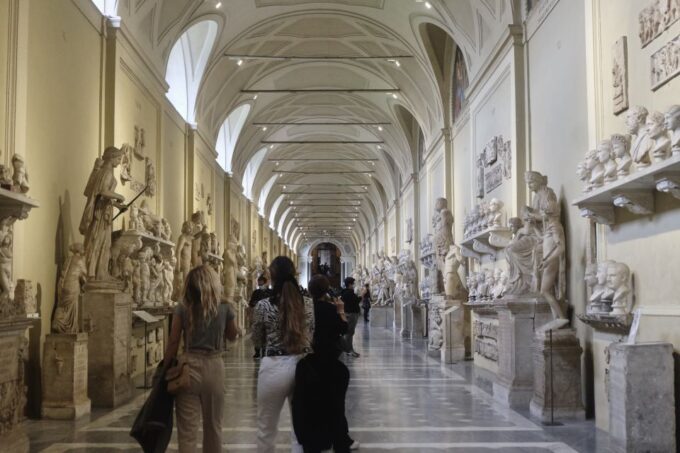 Rome: Vatican Museums & Sistine Chapel Skip-the-Line Tour - Guided Tour by Art Historian