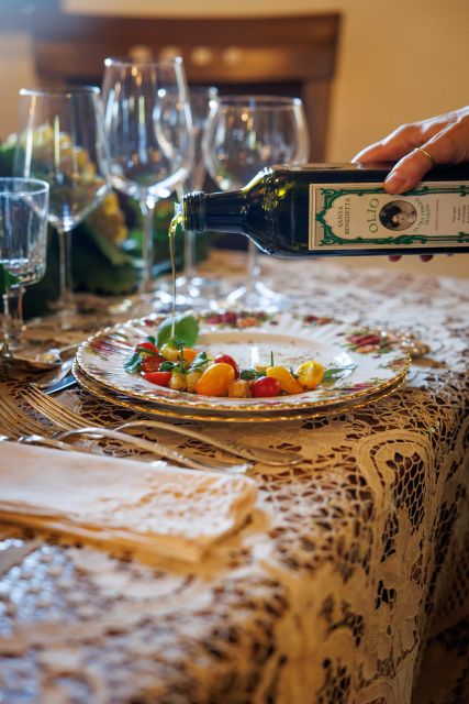 Rome: Vatican, Trevi Fountain & Wine Tasting - Colosseum and Emperors