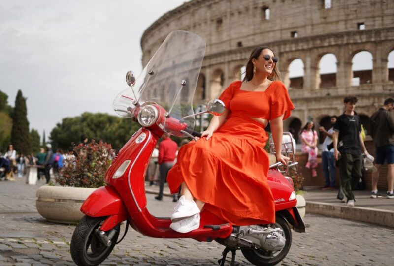 Rome: Vespa Sightseeing Tour With 25 Professional Pictures - Photo Experience