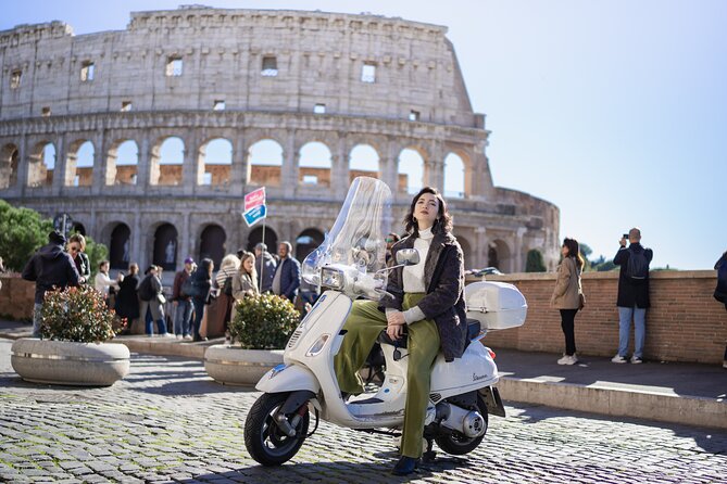 Rome Vespa Tour With Pro Photographer - Meeting and Ending Locations