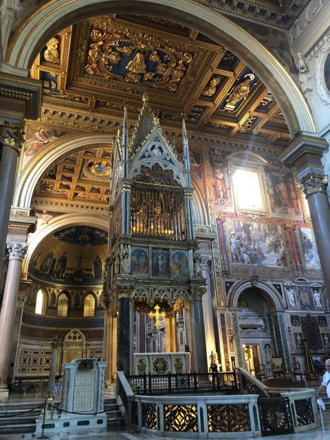 Rome: Via Crucis Pilgrim 3-Hour Walking Tour - Recap