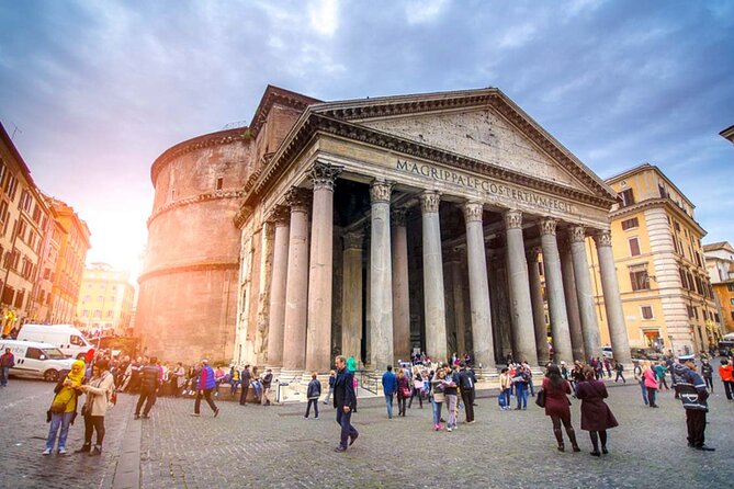 Rome: Walking Tour Through the Marvel of the City - Covering Famed Sites in Rome
