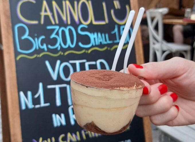 Rome: Walking Tour With Street Food Tasting and Drinks - Meeting Point and Attire