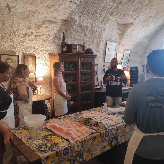 Rome: Wine Tasting and Pizza Making Class at a Vineyard - Wine and Culinary Highlights