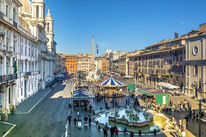 Rome's Festive Sights And Christmas Lights - Meeting and Pickup