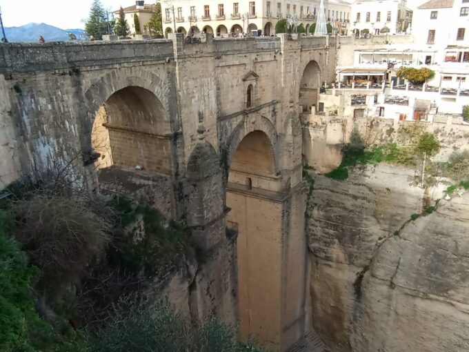 Ronda: Guided Tour With Typical Local Tasting - Rondas History and Architecture