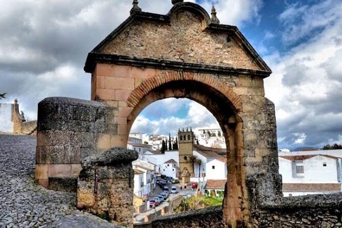 Ronda Historical Walking Tour With Bullring Entrance - Accessibility Information