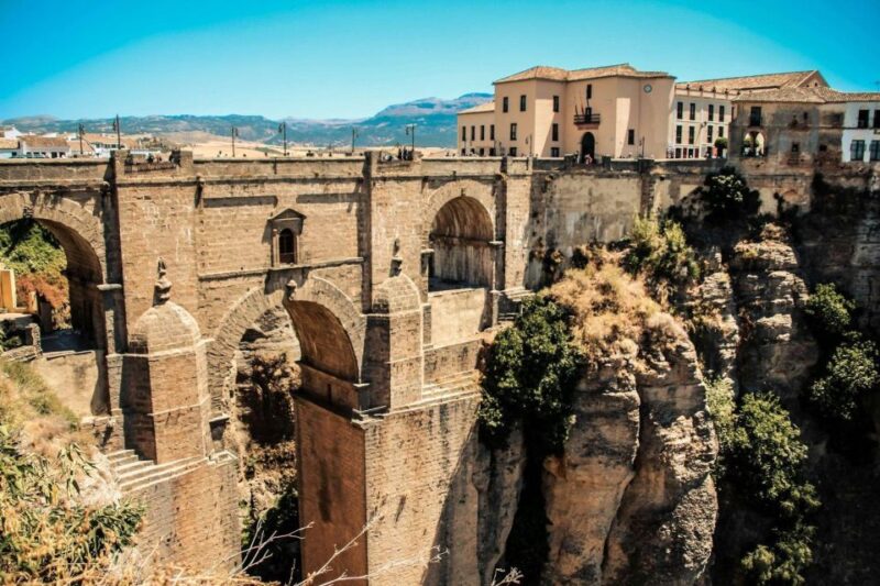 Ronda: In-App Audio Walking Tour via Smartphone App - Whats Included