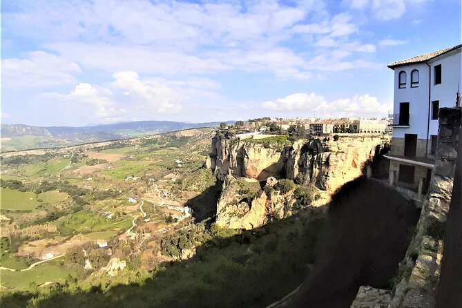Ronda Private Walking Tour by Tours in Malaga - Positive Traveler Experiences and Feedback