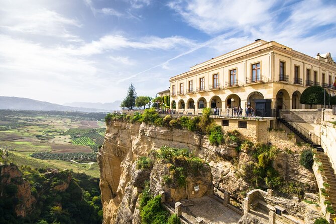 Ronda Village Guided Tour From Costa Del Sol - Tour Itinerary and Experience