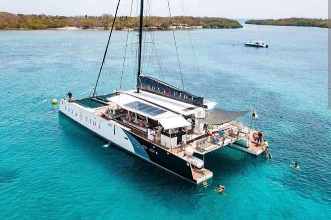 Rosario Islands Catamaran - Participant and Accessibility Information