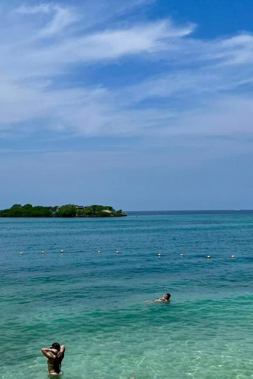 Rosario Islands Upscale Day Tour - Transportation and Accessibility